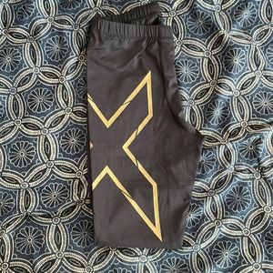 2XU Black Gold MCS Compression Legging Medium